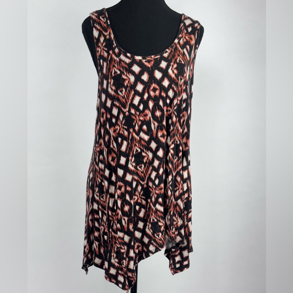 Asymmetrical Sleeveless Print Top - XLG